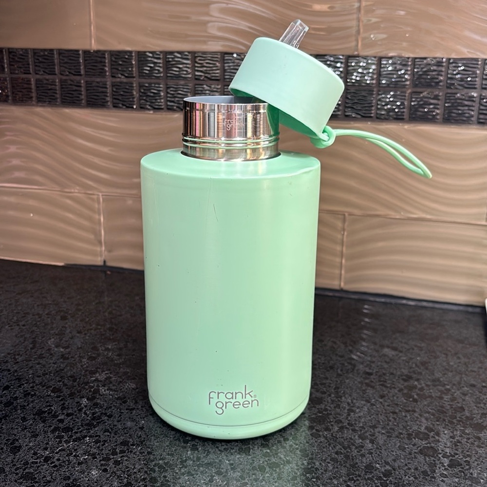 68 oz Frank Green Canteen